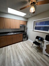 2136 S Broad St in Philadelphia, PA - Building Photo - Building Photo
