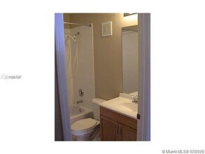 709 NW 208th Way-Unit -709 in Pembroke Pines, FL - Building Photo - Building Photo