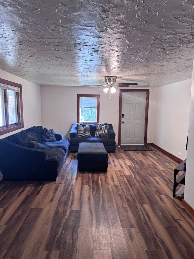 3260 Tranquility Ct in North Pole, AK - Building Photo - Building Photo