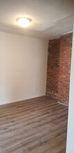 48 Ida St, Unit 1 in Troy, NY - Foto de edificio - Building Photo