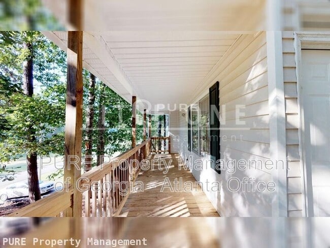 property at 31 Etowah Ct