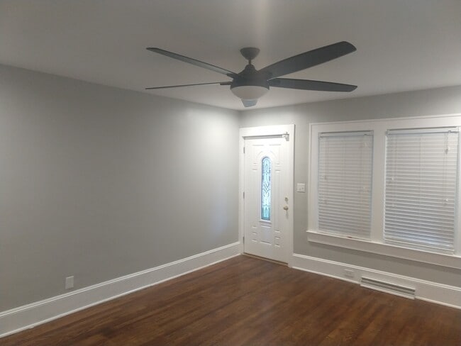 1123 Parish St in Greensboro, NC - Building Photo - Building Photo