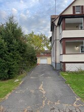 54 Overlook Ave in New Britain, CT - Building Photo - Building Photo
