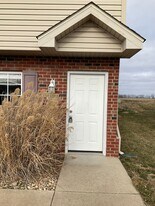 139 Northtowne St in Lebanon, IL - Building Photo