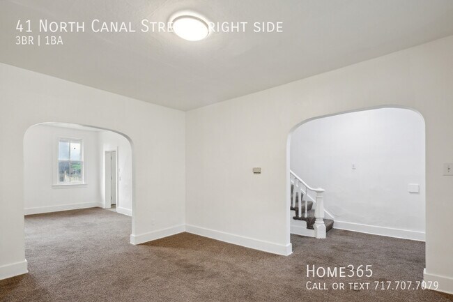 41 N Canal St-Unit -right side in Natrona Heights, PA - Building Photo - Building Photo