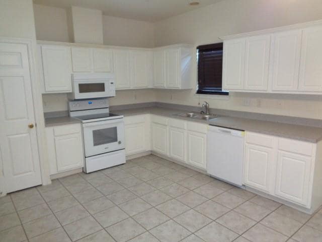 10222 Berry Hill Ln in Tomball, TX - Building Photo - Building Photo