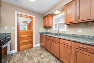 5949 S Kildare Ave in Chicago, IL - Building Photo - Building Photo