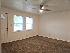 8311 Vera Lou St in Houston, TX - Building Photo - Building Photo