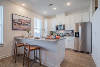 Nova River District in Rome, GA - Foto de edificio - Interior Photo