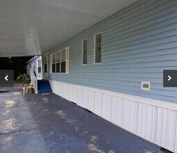 7610 Plumwood Dr in Jacksonville, FL - Building Photo - Building Photo