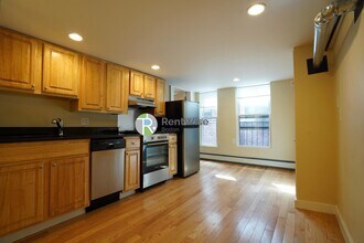 232 Cambridge St, Unit 7 in Boston, MA - Building Photo - Building Photo