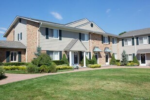 144 Starlight Walk in Holbrook, NY - Building Photo