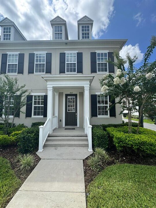1867 Is Vlg Wy in Kissimmee, FL - Building Photo