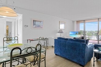 225 S Beach Rd in Jupiter, FL - Building Photo - Building Photo