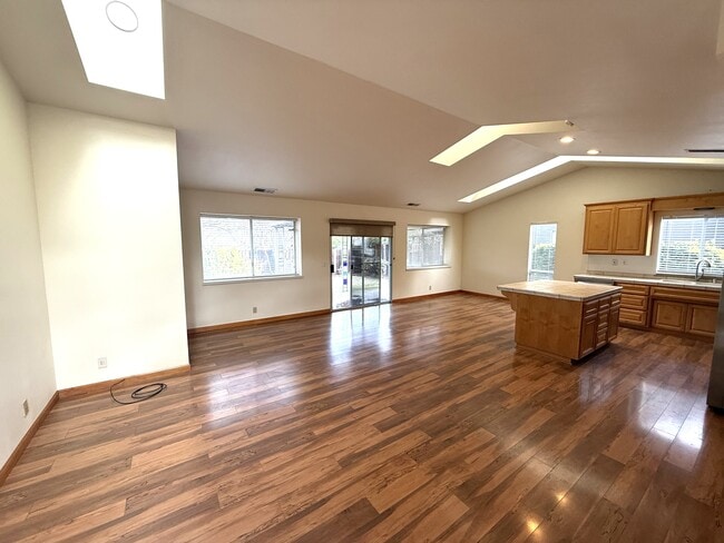 18 Turnbridge Welles in Chico, CA - Building Photo - Building Photo