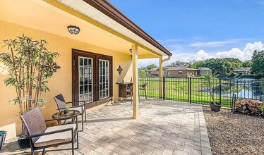 4326 Oklawaha Ln in New Port Richey, FL - Building Photo - Building Photo