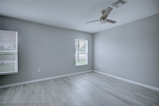 1460 Aleutian St NE in Lake Placid, FL - Building Photo - Building Photo