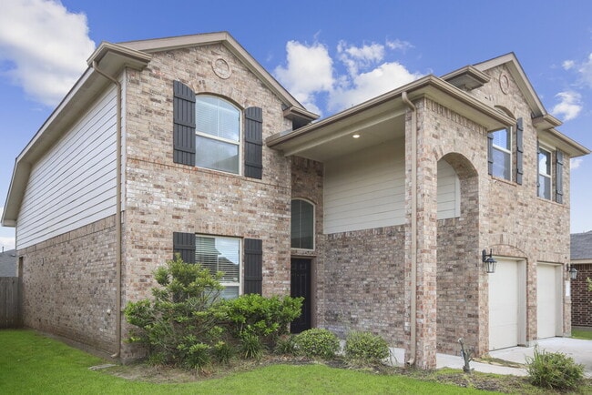 property at 1935 Bravos Manor Ln