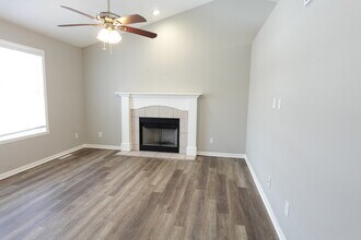 2140 Maxine Ln in Rockford, IL - Building Photo - Building Photo