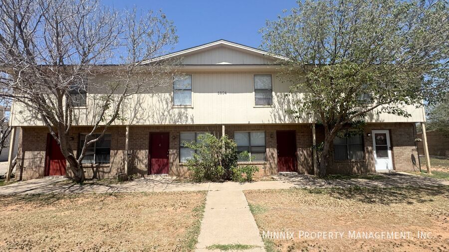 5804 6th St in Lubbock, TX - Building Photo