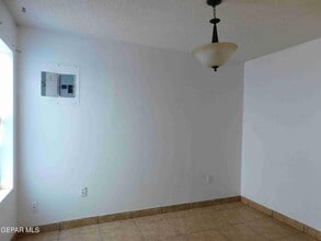 14930 Karen Kay Dr in El Paso, TX - Building Photo - Building Photo