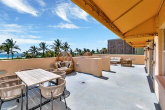 834 Ocean Dr in Miami Beach, FL - Building Photo - Building Photo