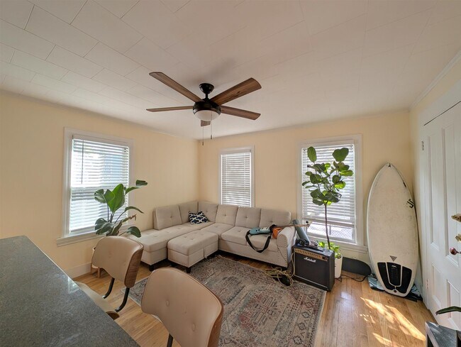 18 Union St, Unit 1 in Cambridge, MA - Building Photo - Building Photo
