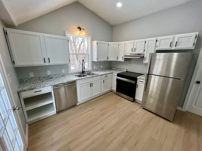 40 Watch St, Unit 1L