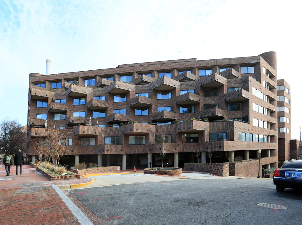 Flour Mill Condominium in Washington, DC - Building Photo