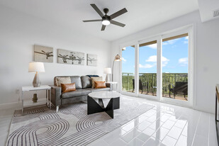 131 S Courtenay Pkwy in Merritt Island, FL - Building Photo