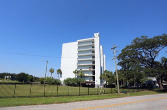 Dockside Condominiunm in Tampa, FL - Building Photo - Building Photo