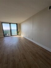 1825 W 44th Pl in Hialeah, FL - Building Photo - Building Photo