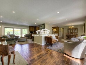 9532 Yosemite Rd in Bloomington, MN - Building Photo - Building Photo