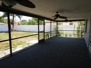 1814 SE 4th St in Cape Coral, FL - Building Photo - Building Photo