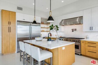 286 Quadro Vecchio Dr in Los Angeles, CA - Building Photo - Building Photo