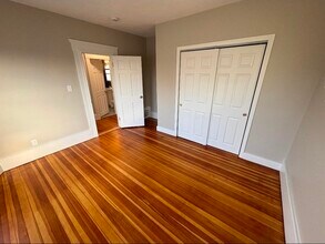 83 Swan St in Everett, MA - Building Photo - Building Photo