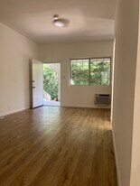 Griffin Apartments in Los Angeles, CA - Building Photo