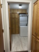 565 W College St in Stephenville, TX - Building Photo - Building Photo