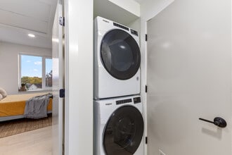 The Current in Grand Rapids, MI - Building Photo - Building Photo