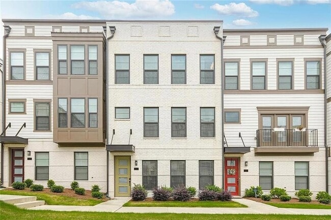 property at 2048 Holtz Ln