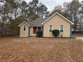 129 Wagon Wheel Cir in Griffin, GA - Building Photo