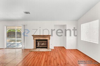 37551 Deville St in Palmdale, CA - Building Photo - Building Photo