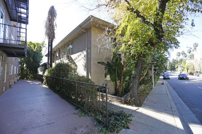 Fountain Avenue Apartments in West Hollywood, CA - Building Photo - Building Photo