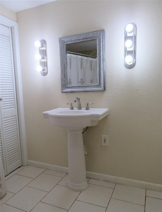 1006 Avenue L in South Houston, TX - Building Photo - Building Photo