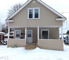 502 Main St in Oneonta, NY - Building Photo