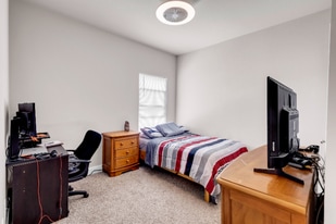 5371 Leeds Ln in Biloxi, MS - Building Photo