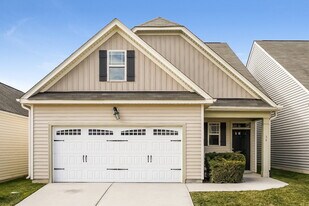 34 Wensley Ct in Clayton, NC - Building Photo