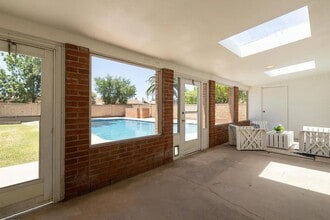 335 E Carter Dr in Tempe, AZ - Building Photo - Building Photo