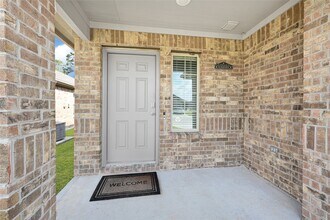 22438 Forest Gorge Ln in Spring, TX - Building Photo - Building Photo
