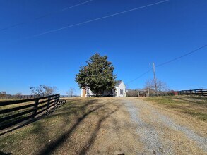 3334 Fallston-Waco Rd in Cherryville, NC - Building Photo - Building Photo
